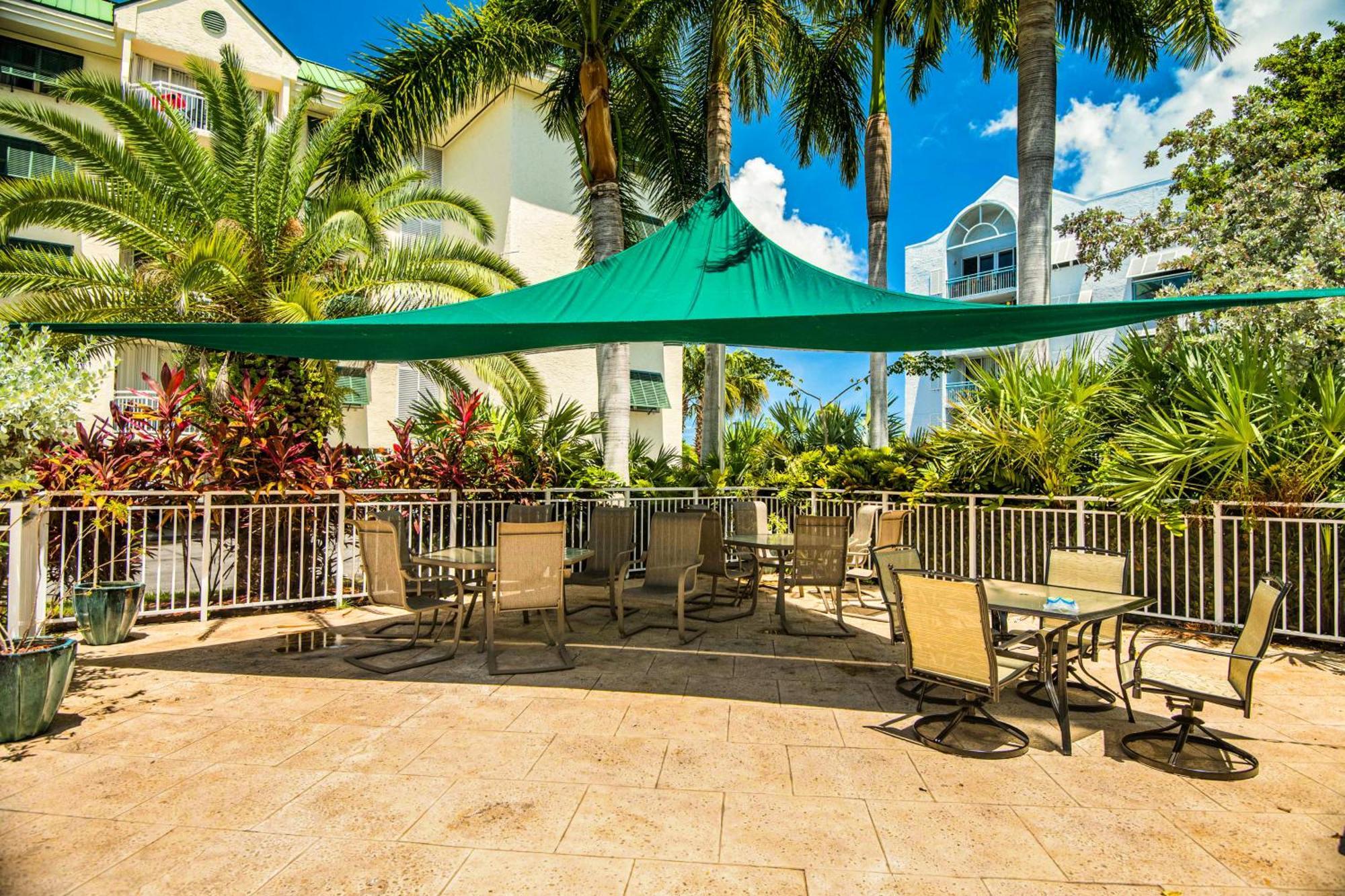 Sunrise Suites Panama Suite #310 Key West Room photo